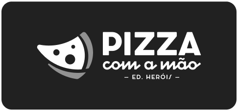 PIZZA COM A MÃO